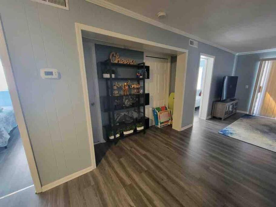 2022 Renovated 2-Bdrm Cozy, Lovely Condo W/Parking! Île de Hilton-Head Extérieur photo
