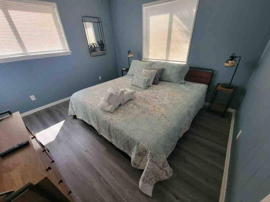 2022 Renovated 2-Bdrm Cozy, Lovely Condo W/Parking! Île de Hilton-Head Extérieur photo