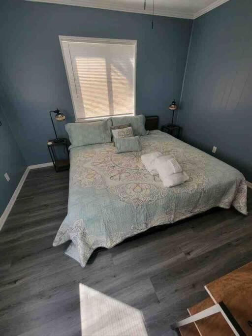 2022 Renovated 2-Bdrm Cozy, Lovely Condo W/Parking! Île de Hilton-Head Extérieur photo