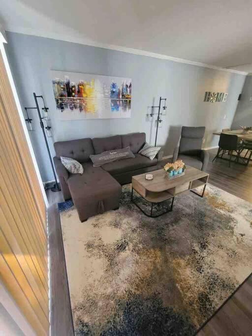 2022 Renovated 2-Bdrm Cozy, Lovely Condo W/Parking! Île de Hilton-Head Extérieur photo